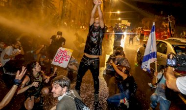 Deep Contradictions of the Protests in Israel - Derya Koca