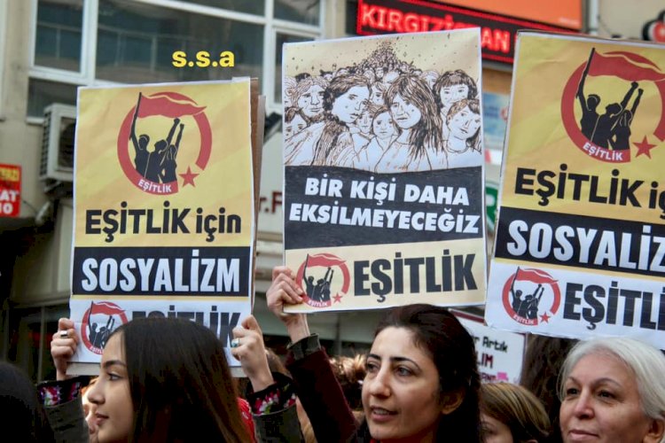 Turkey | Women Challenge Femicides and Erdogan - Derya Koca