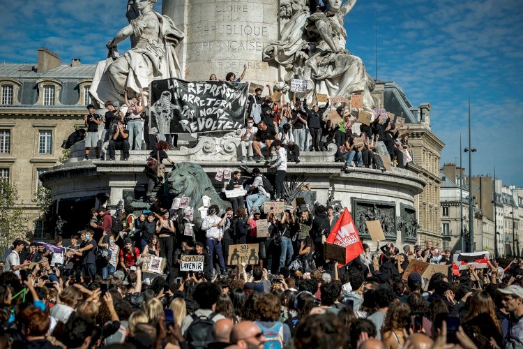 From the Streets of Europe and War - Nida Kaveh